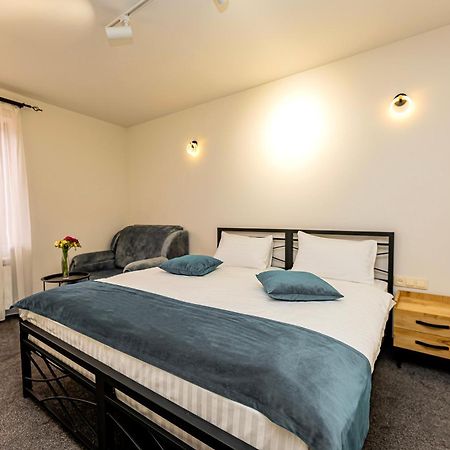 Taniqinn Dilijan Hotel Экстерьер фото