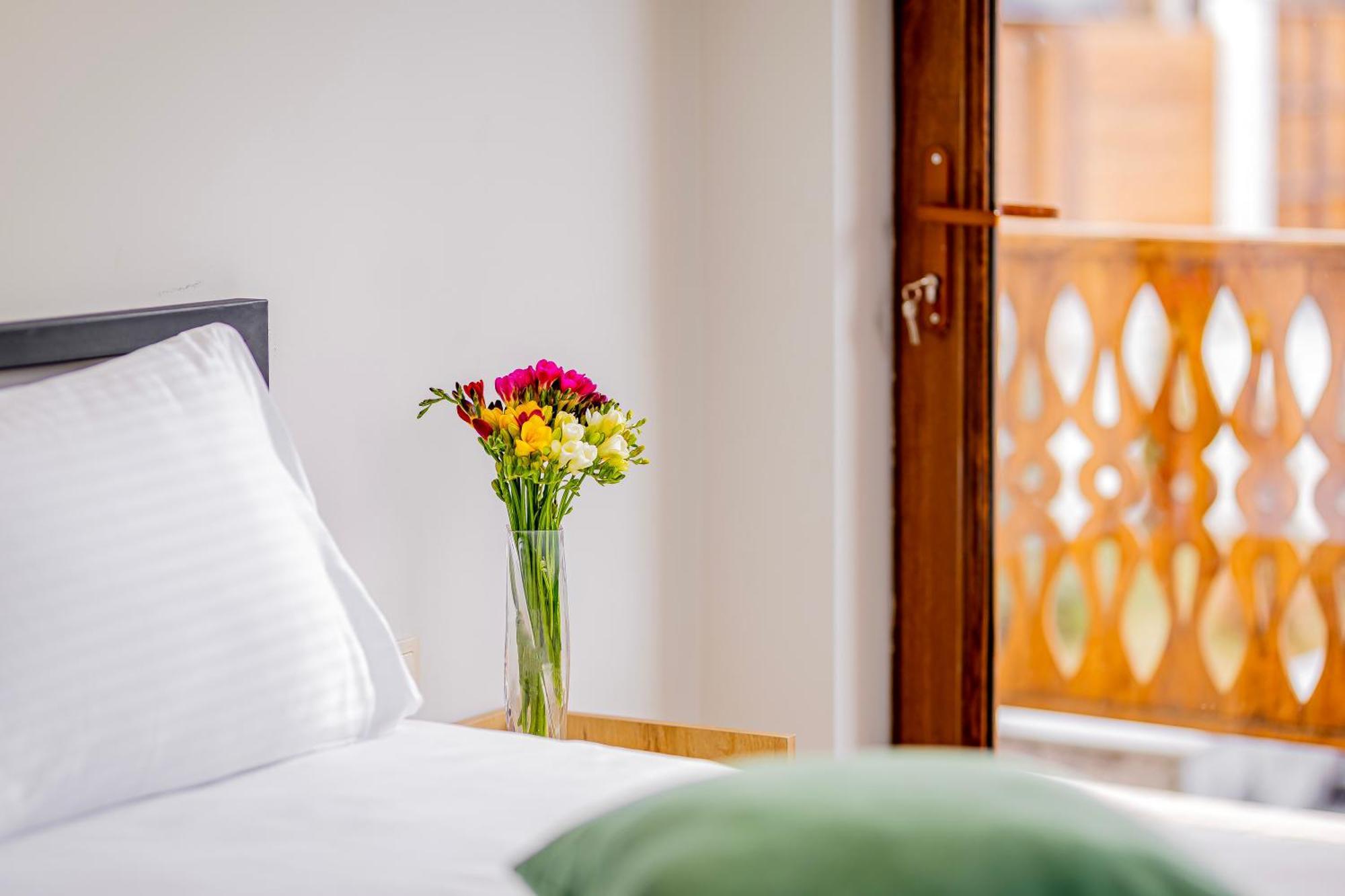 Taniqinn Dilijan Hotel Экстерьер фото