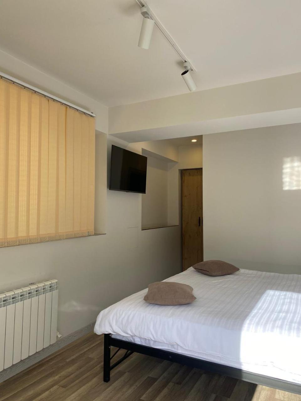 Taniqinn Dilijan Hotel Экстерьер фото
